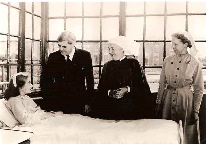 Anenurin Bevan Minister of Health, on the first day of the_National Health Service, 5 July 1948 at Park Hospital, Davyhulme, near Manchester