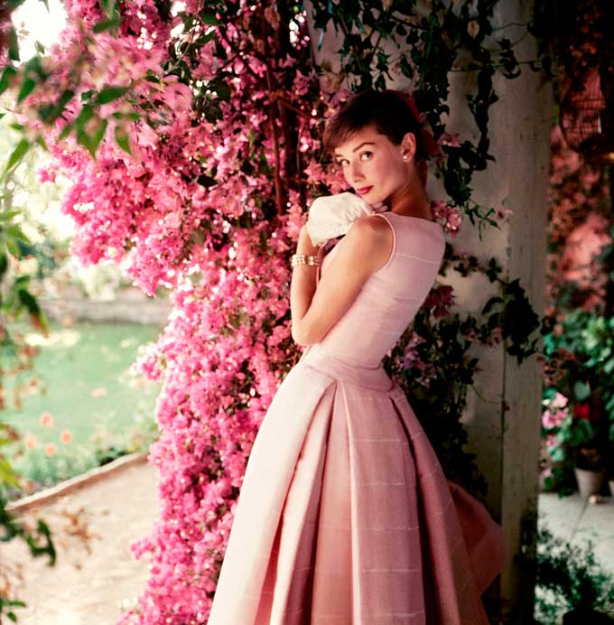 Audrey-Hepburn,-1955-©-Norman-Parkinson-Ltd