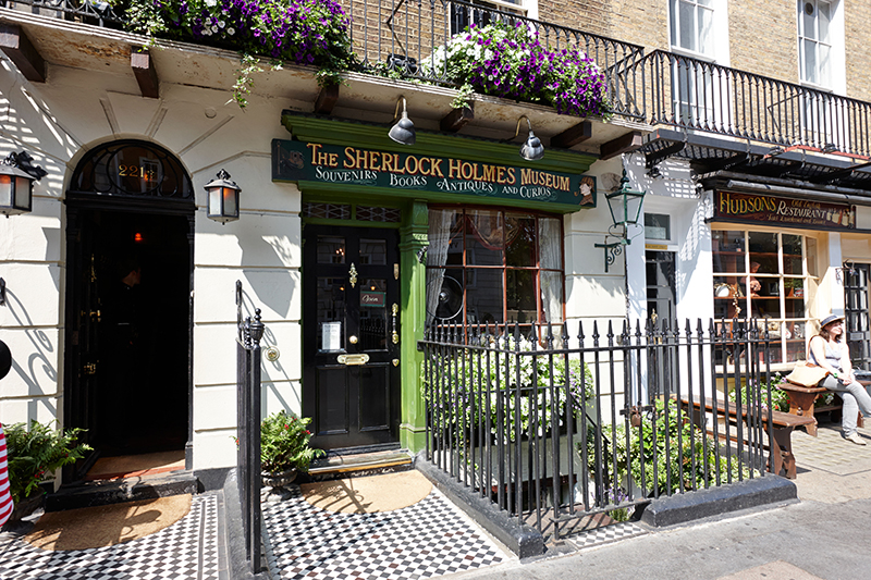 Sherlock Holmes Museum, 221b baker street, London, England