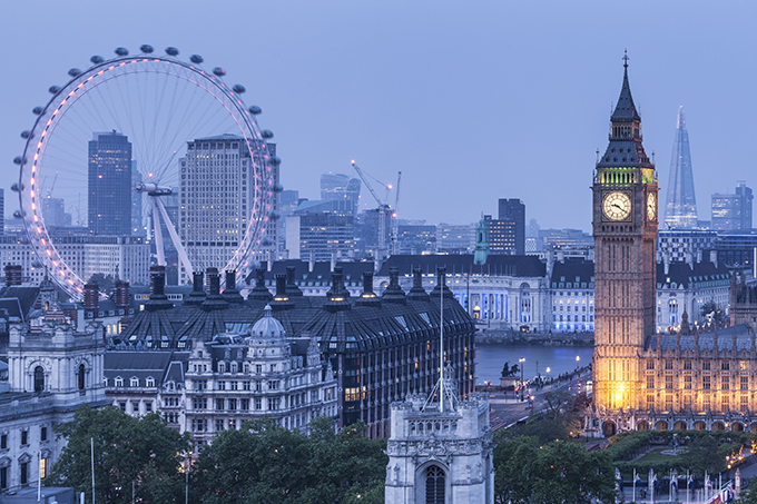London landmark, Big Ben clock tower and the Houses of Parliament | Big Ben’s Bongs