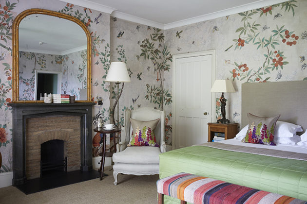 Endsleigh, Devon, bedroom. Queen Victoria’s hideaways | Royal bedrooms you can stay in