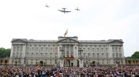 Flypast Buckingham Palace