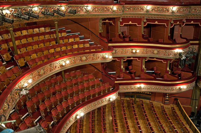 Leeds_Grand_Theatre_Auditorium_c2_Leeds_Grand_Theatre_and_Opera_House_Tony_O’Connell