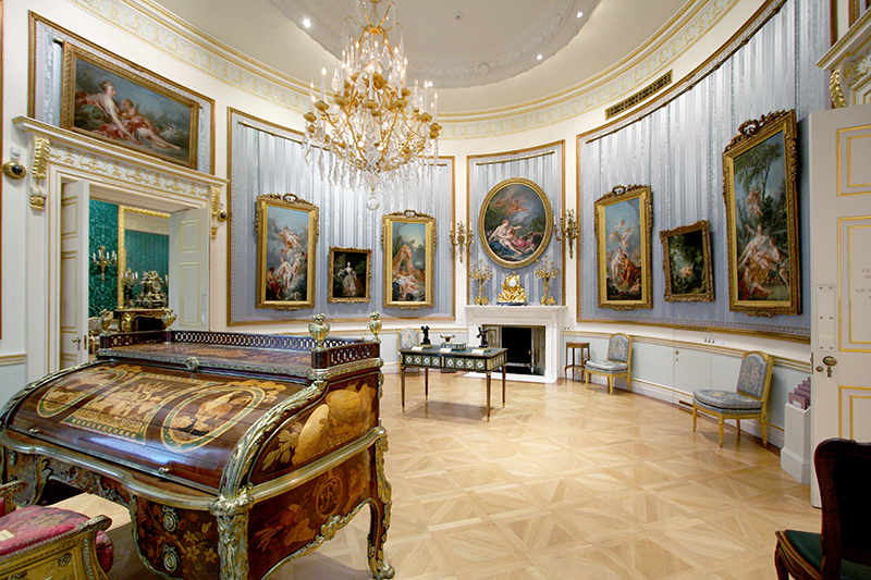 Oval Drawing Room