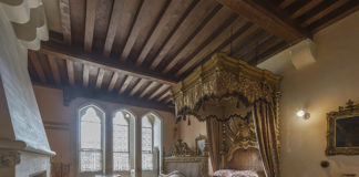 Queen Victoria’s bedroom, Arundel castle, West Sussex, British castles, castle interiors, Victorians