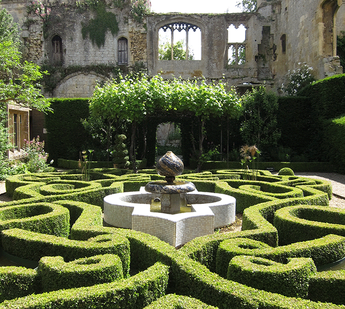 Sudeley knot garden. Credit: Tudor Times