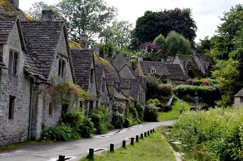 A Cotswolds village