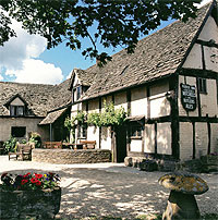 The 17th-century Fleece Inn