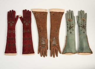 gloves, fashion museum, bath